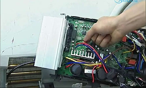 高昌美的空调电话是多少